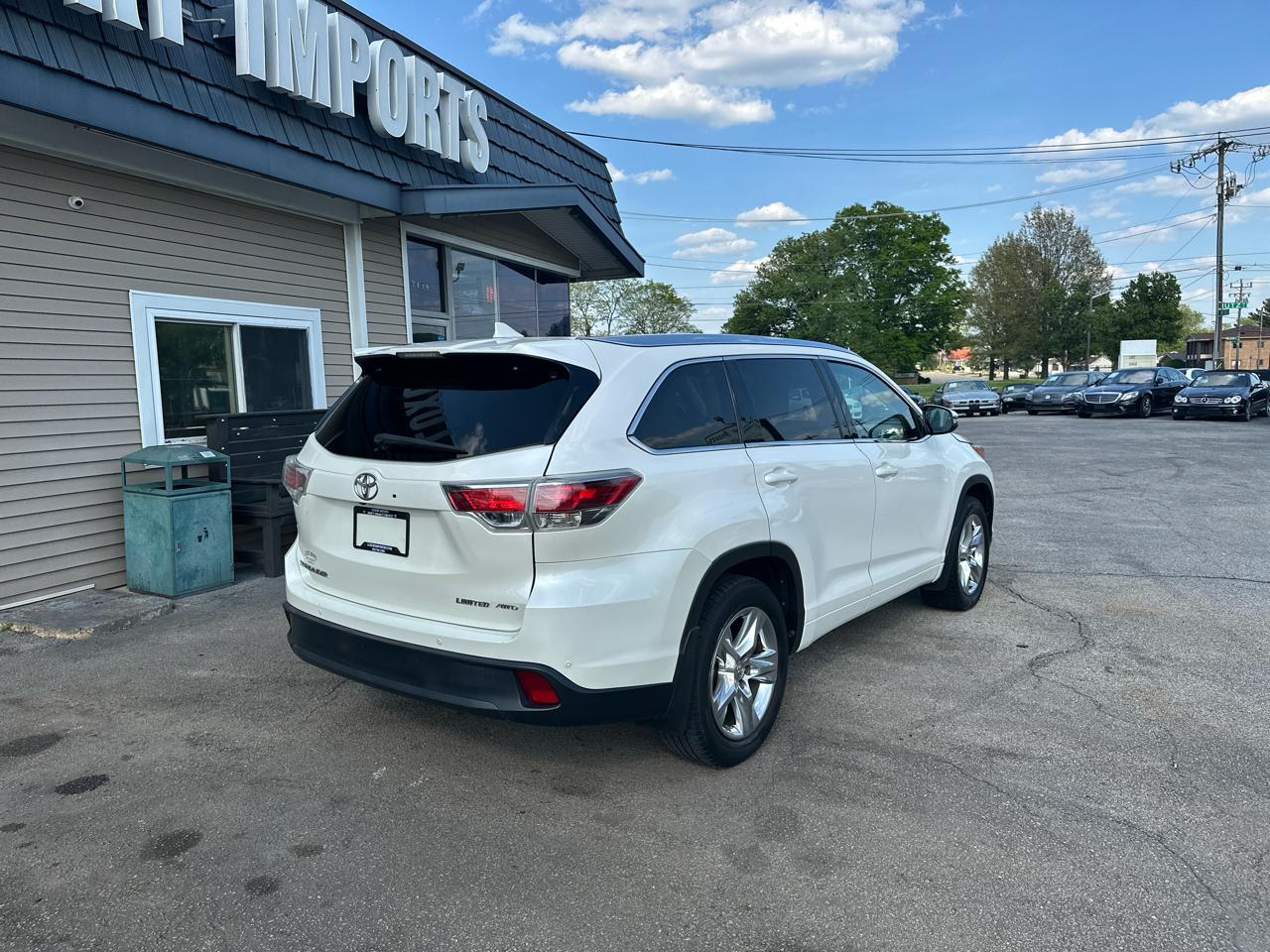 Toyota Highlander AWD 4dr V6 Limited (Natl) 2015