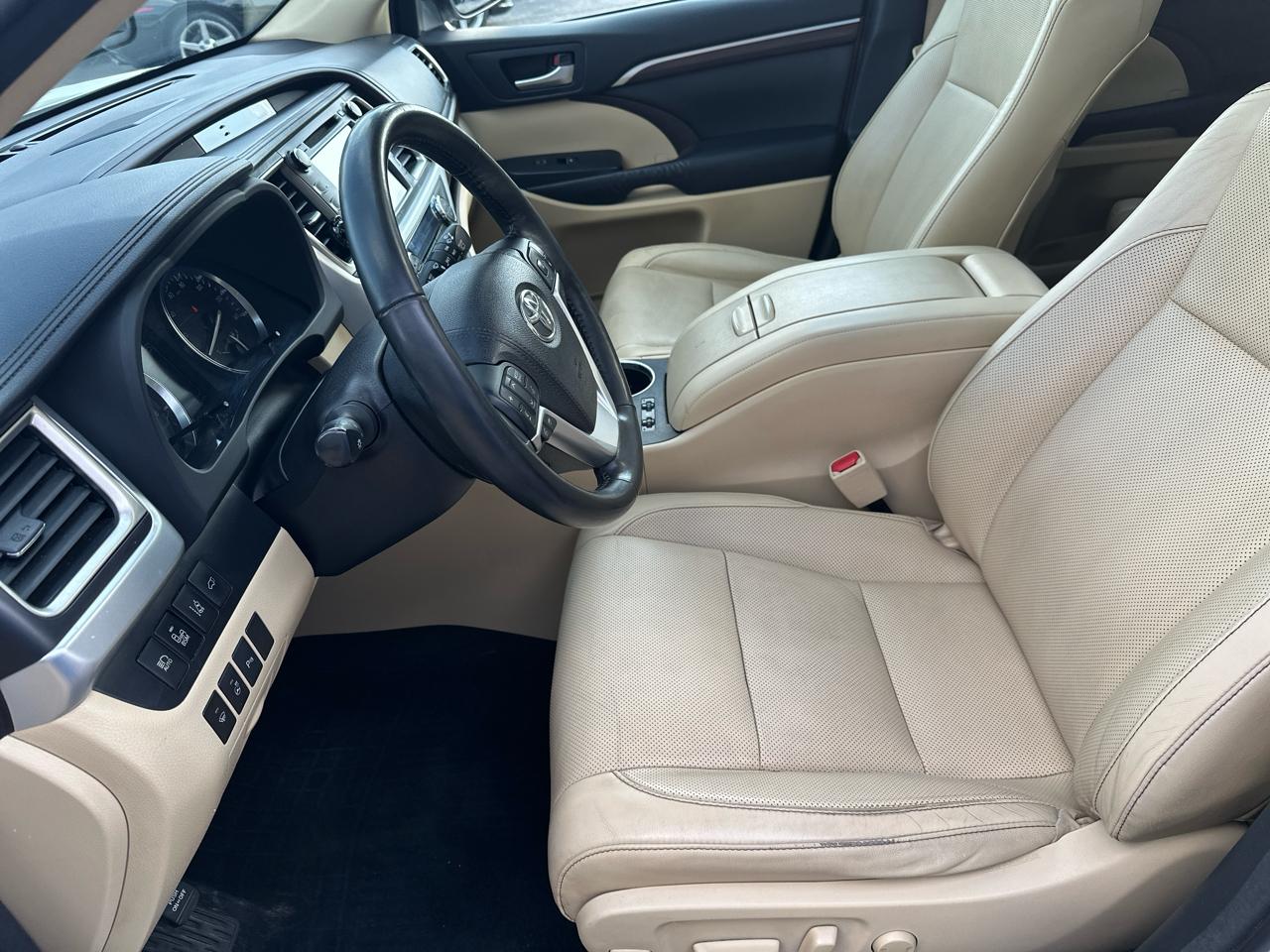 Toyota Highlander AWD 4dr V6 Limited (Natl) 2015