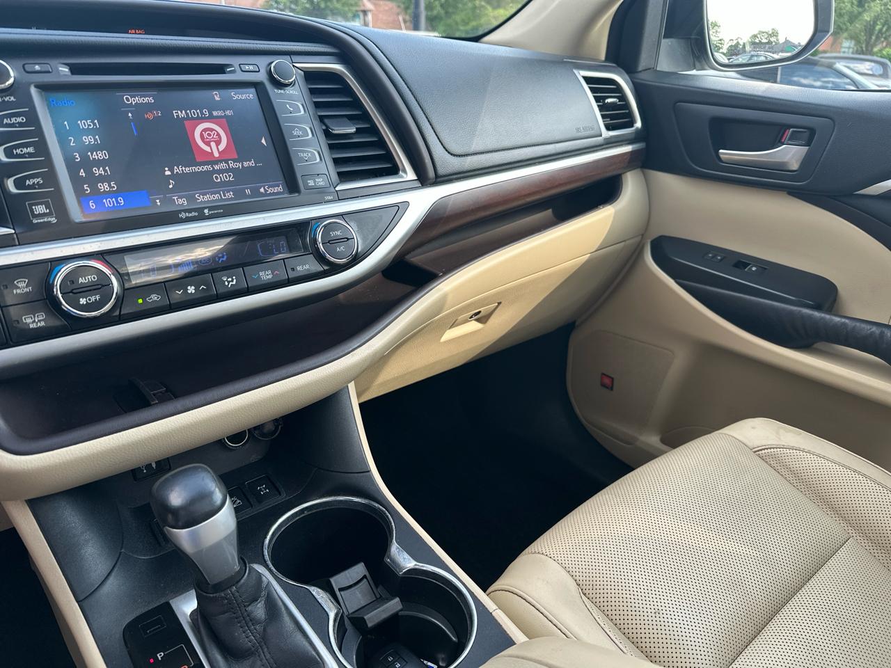 Toyota Highlander AWD 4dr V6 Limited (Natl) 2015