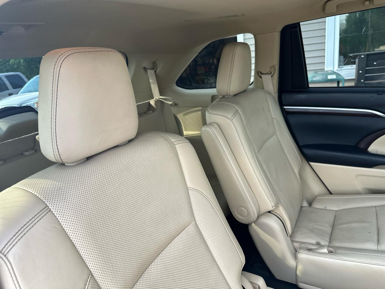 Toyota Highlander AWD 4dr V6 Limited (Natl) 2015