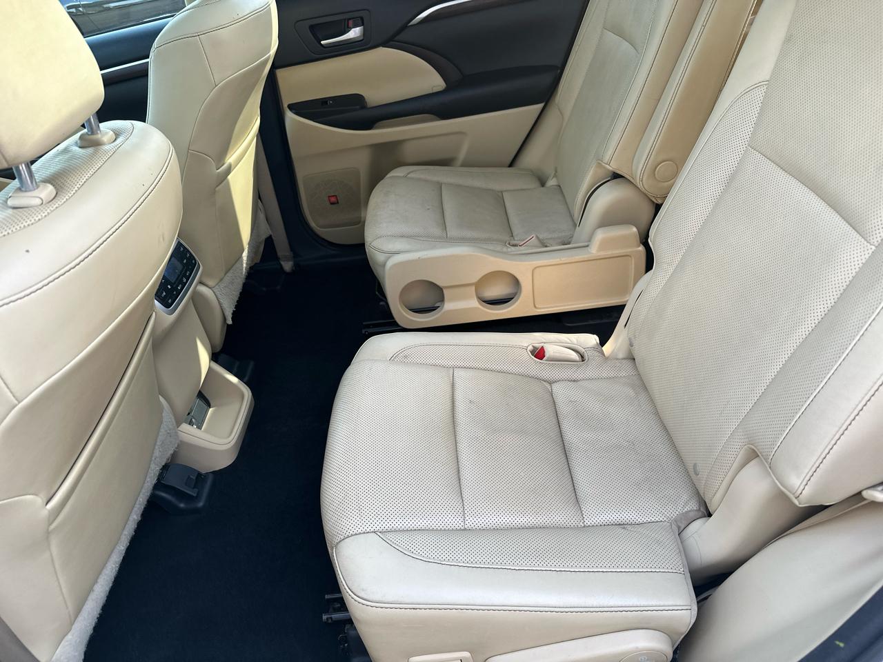 Toyota Highlander AWD 4dr V6 Limited (Natl) 2015