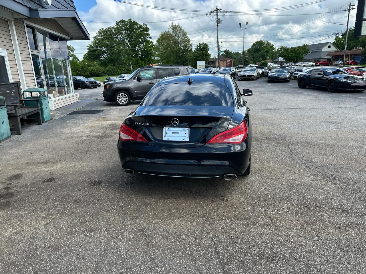 Mercedes-Benz CLA-Class 4dr Sdn CLA 250 FWD 2014