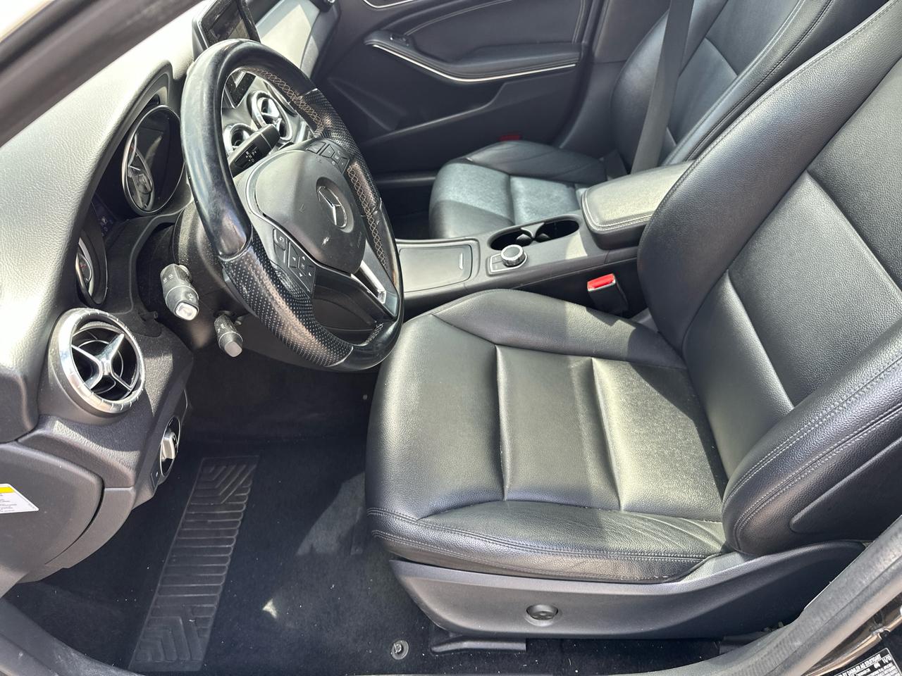 Mercedes-Benz CLA-Class 4dr Sdn CLA 250 FWD 2014