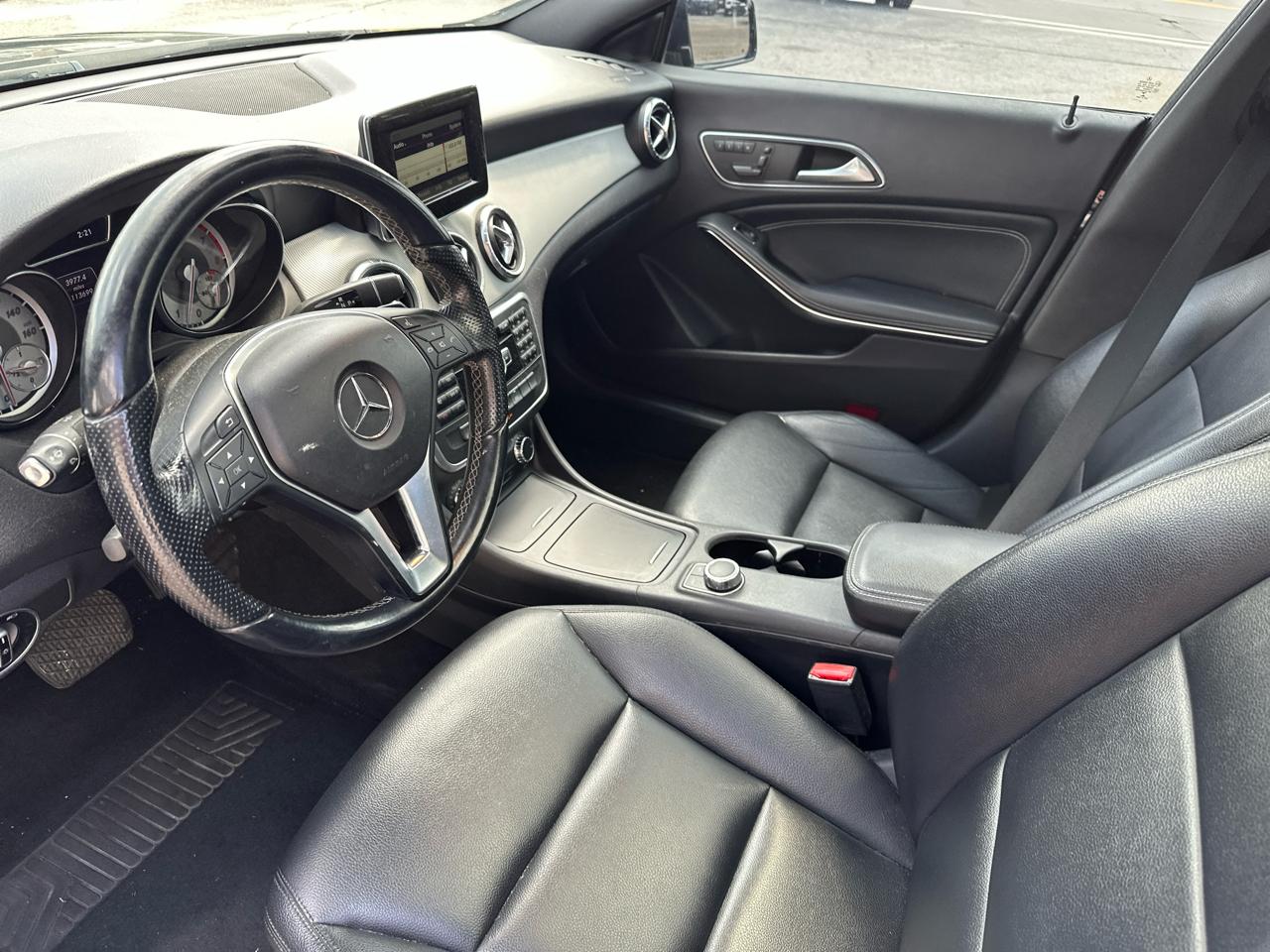 Mercedes-Benz CLA-Class 4dr Sdn CLA 250 FWD 2014