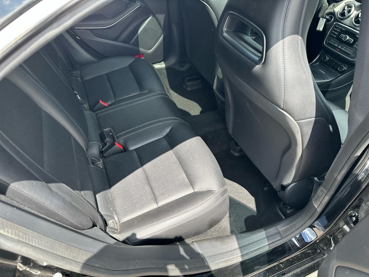 Mercedes-Benz CLA-Class 4dr Sdn CLA 250 FWD 2014