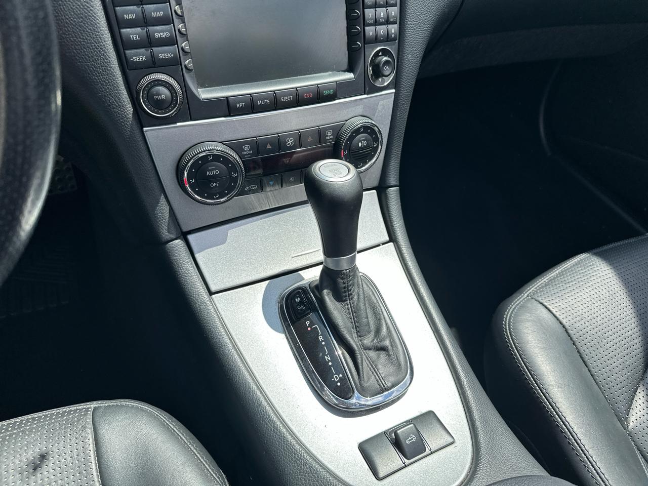 Mercedes-Benz CLK-Class 2dr Cabriolet 6.3L AMG 2008