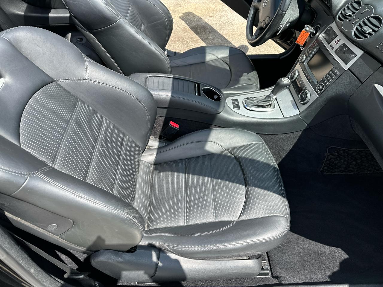 Mercedes-Benz CLK-Class 2dr Cabriolet 6.3L AMG 2008