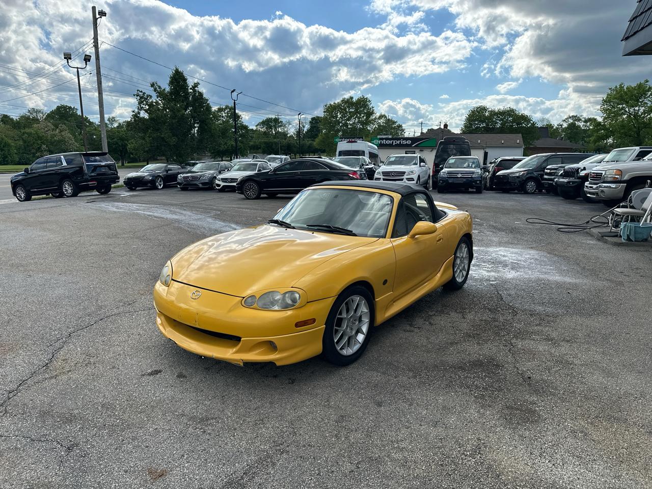 Mazda MX-5 Miata 2dr Conv Cloth Auto 2002