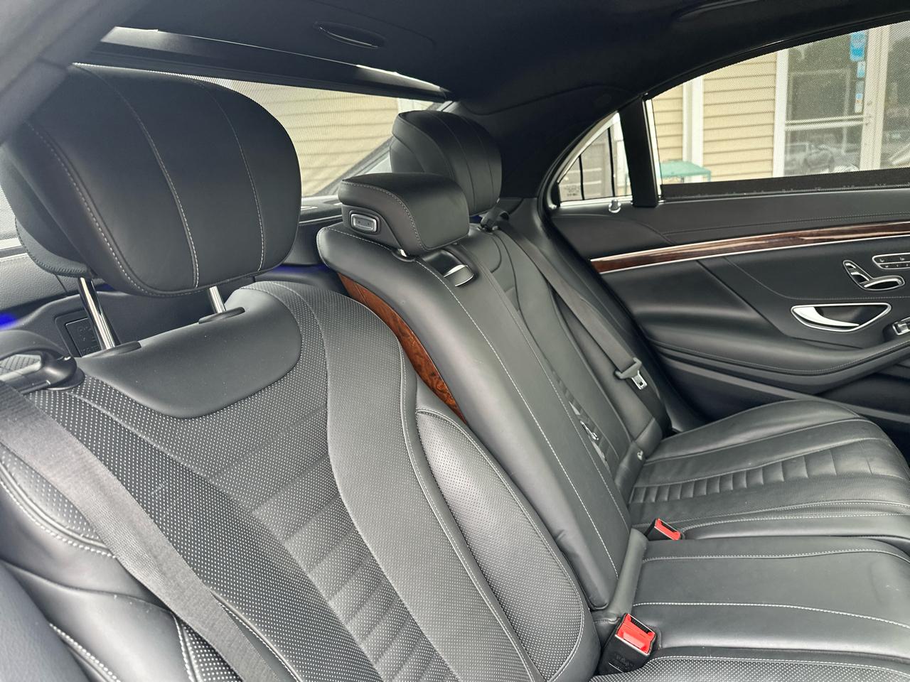 Mercedes-Benz S-Class 4dr Sdn S 550 4MATIC 2015
