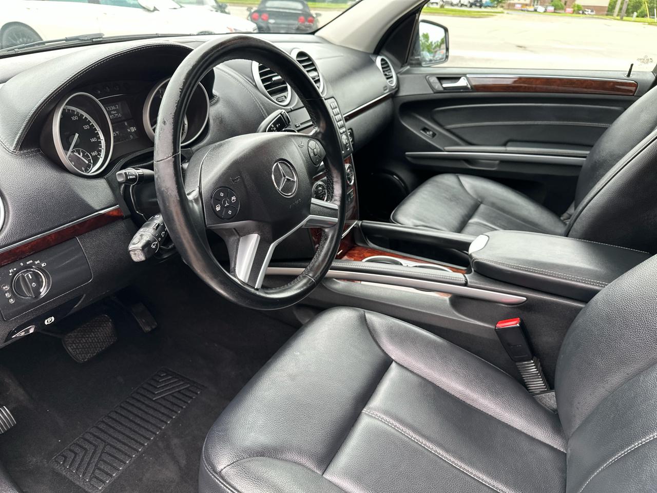 Mercedes-Benz GL-Class 4MATIC 4dr GL 450 2011