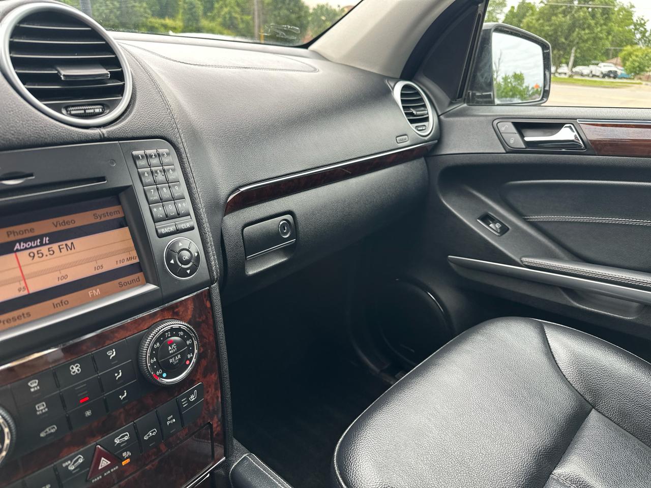 Mercedes-Benz GL-Class 4MATIC 4dr GL 450 2011