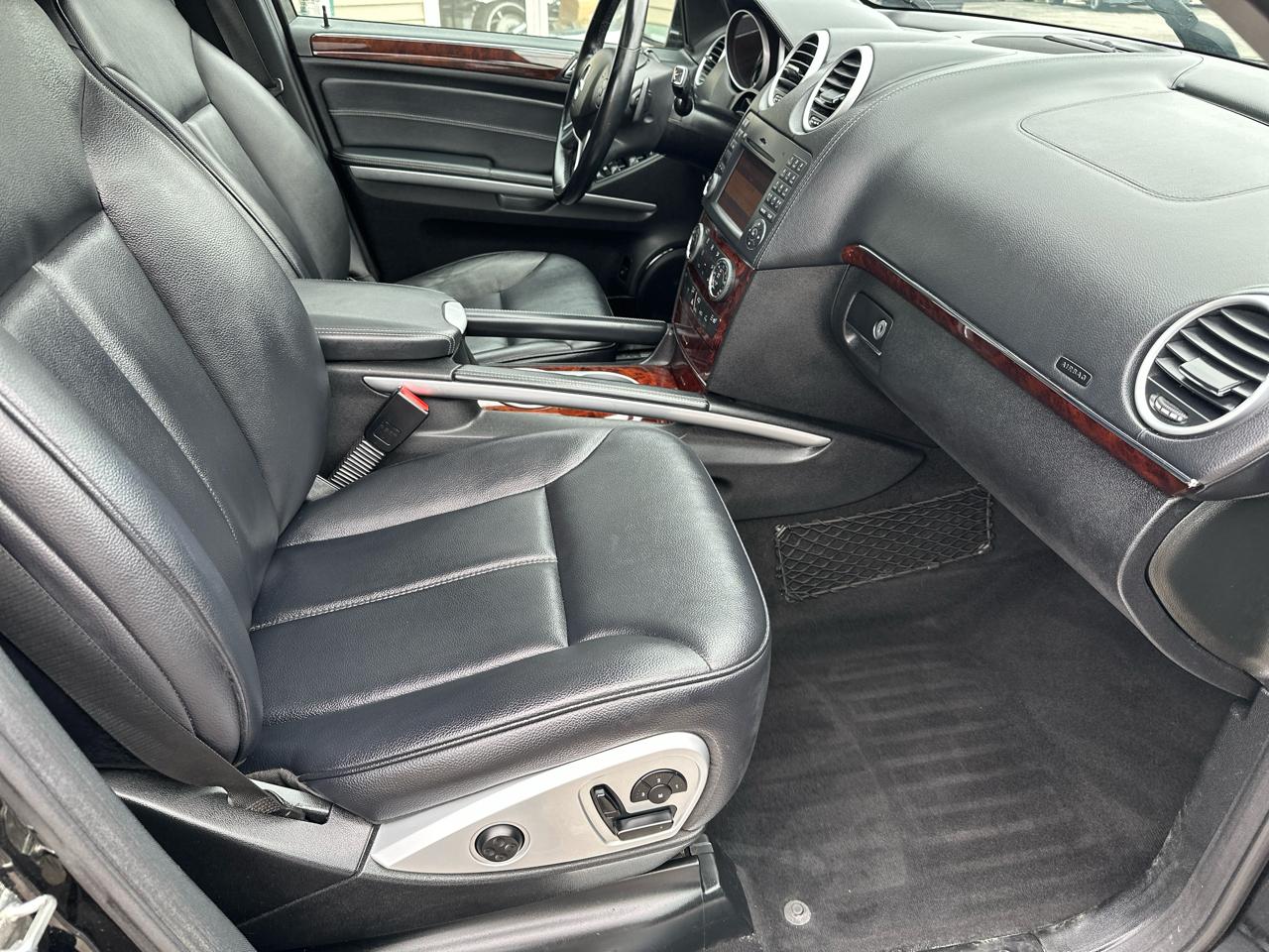 Mercedes-Benz GL-Class 4MATIC 4dr GL 450 2011