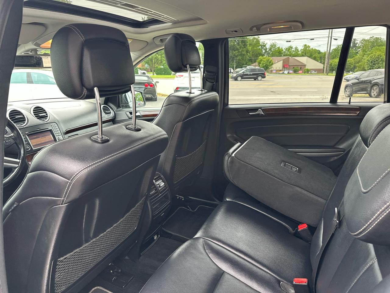 Mercedes-Benz GL-Class 4MATIC 4dr GL 450 2011
