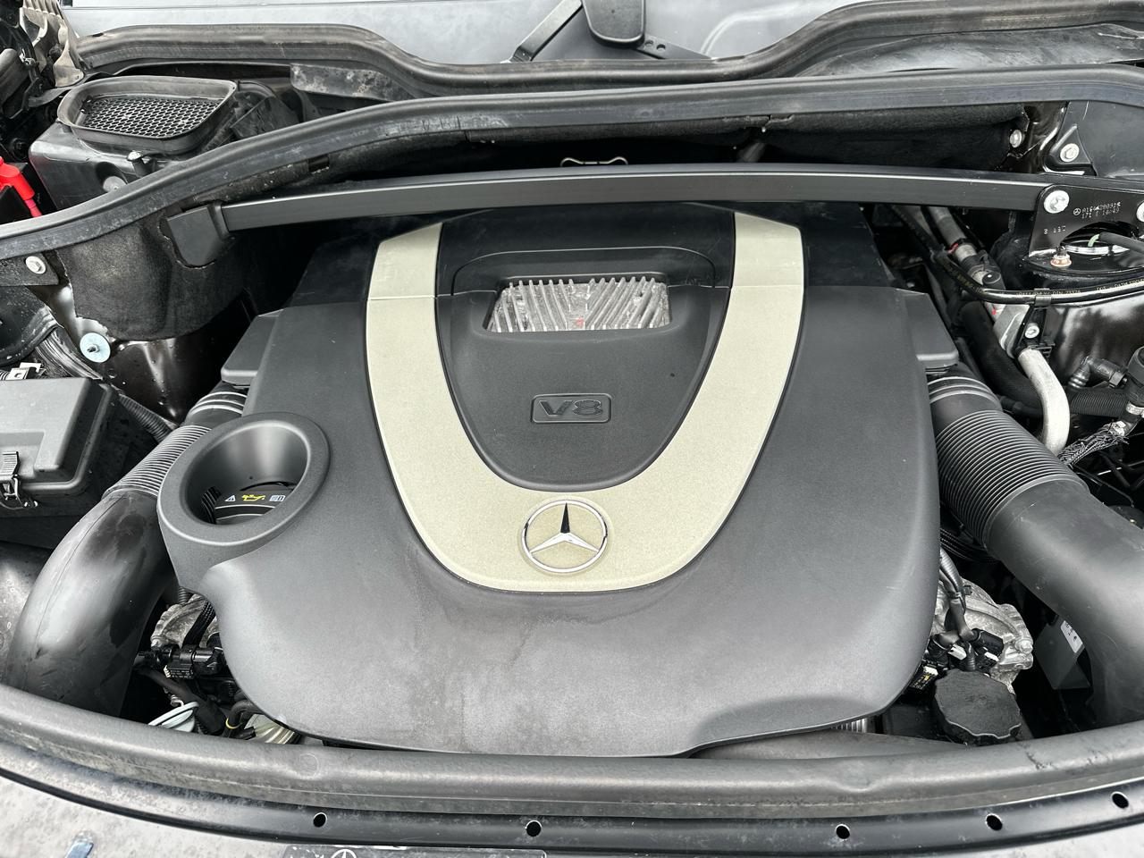 Mercedes-Benz GL-Class 4MATIC 4dr GL 450 2011