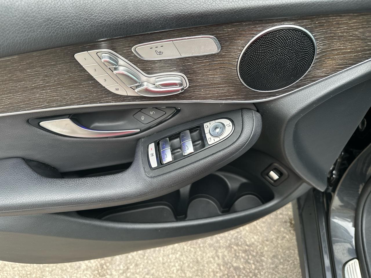 Mercedes-Benz GLC GLC 300 4MATIC SUV 2020