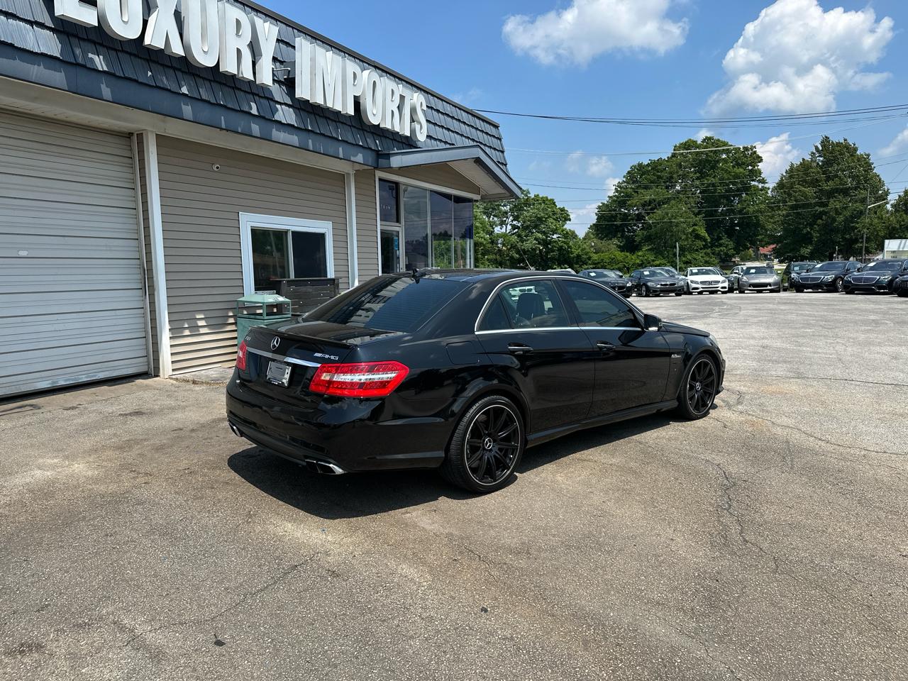 Mercedes-Benz E-Class 4dr Sdn E 63 AMG RWD 2011