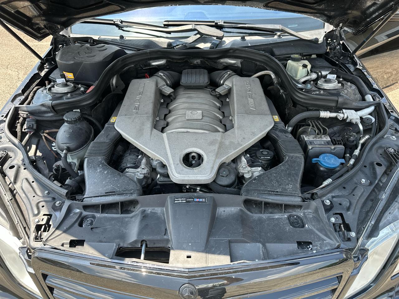 Mercedes-Benz E-Class 4dr Sdn E 63 AMG RWD 2011