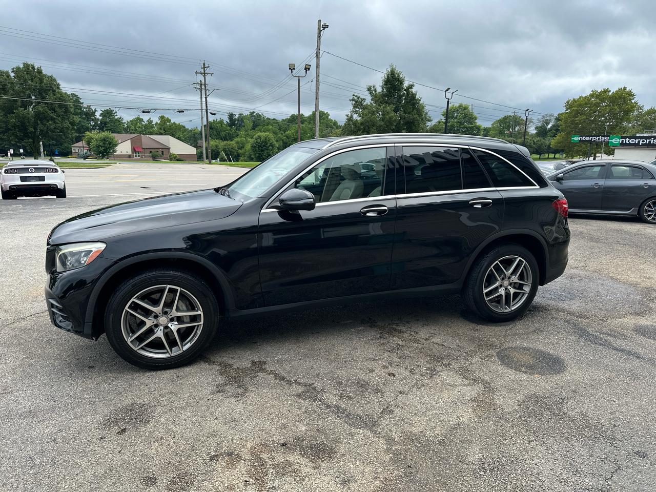 Mercedes-Benz GLC 4MATIC 4dr GLC 300 2016
