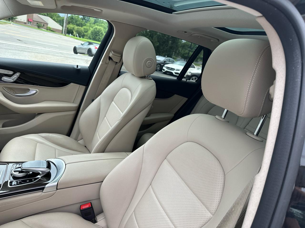 Mercedes-Benz GLC 4MATIC 4dr GLC 300 2016