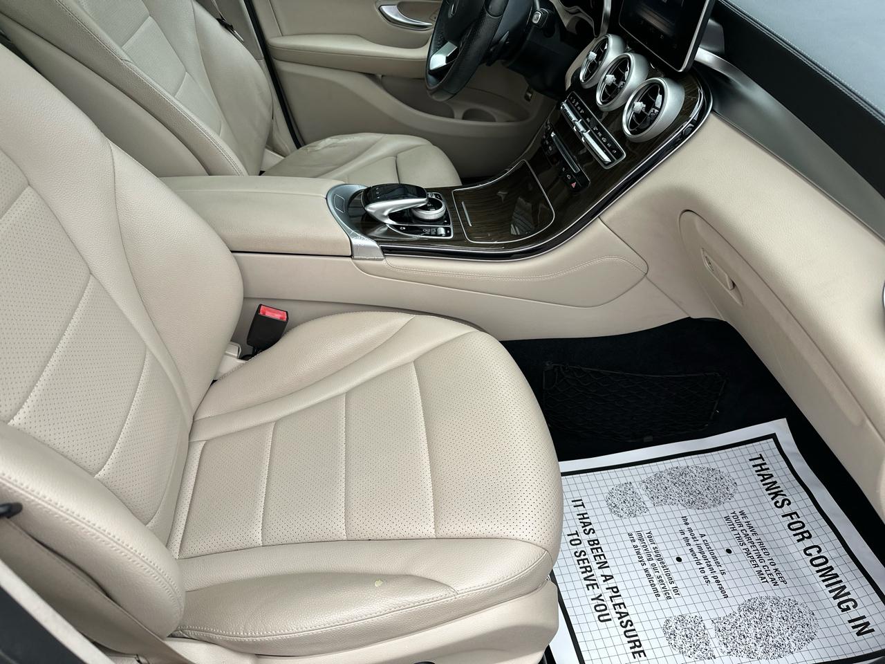 Mercedes-Benz GLC 4MATIC 4dr GLC 300 2016
