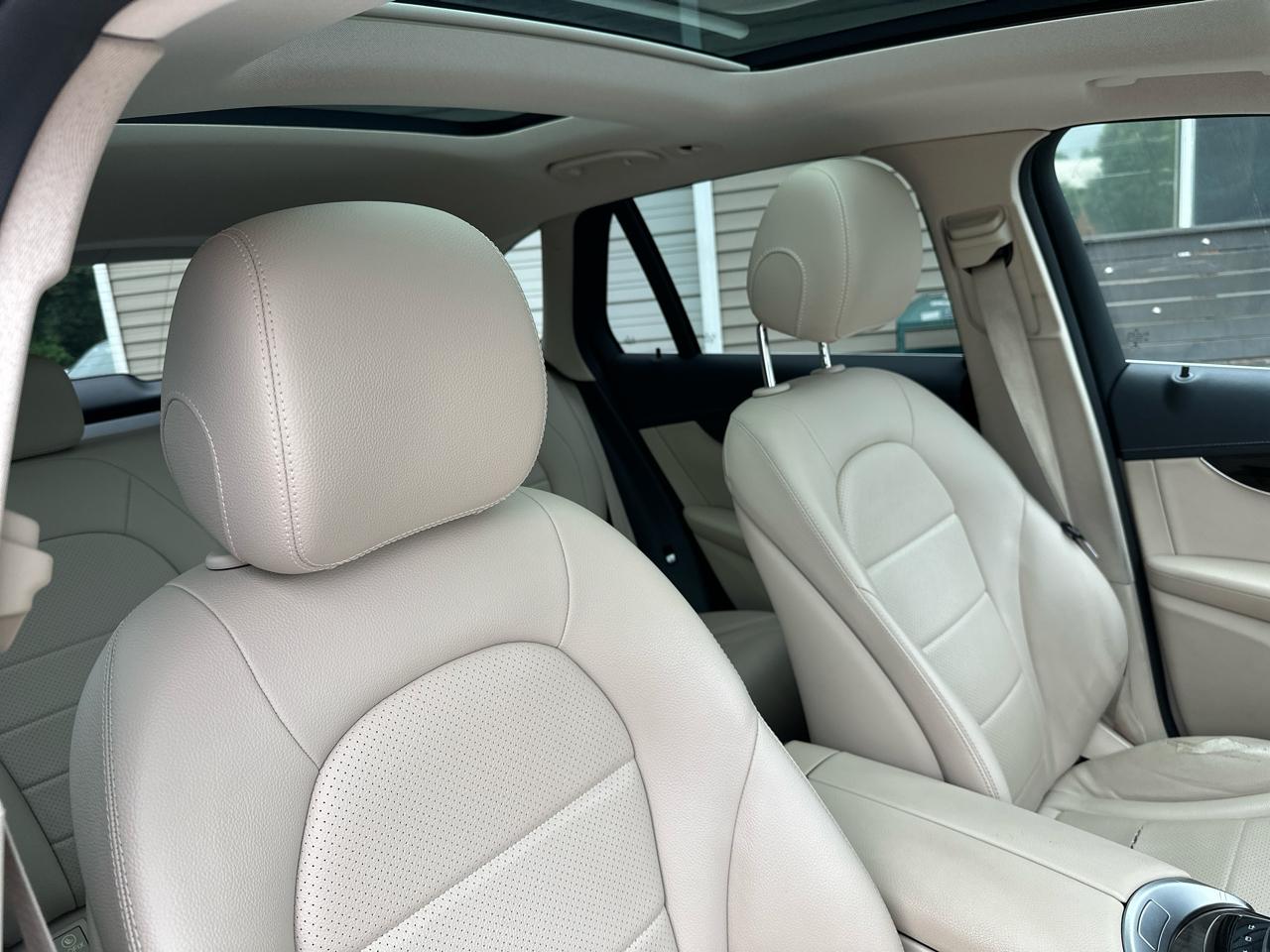 Mercedes-Benz GLC 4MATIC 4dr GLC 300 2016