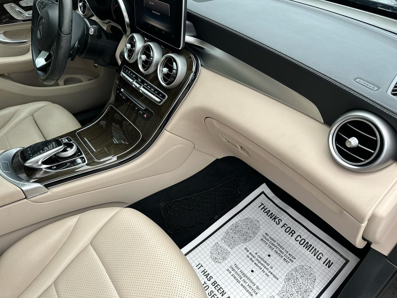 Mercedes-Benz GLC 4MATIC 4dr GLC 300 2016