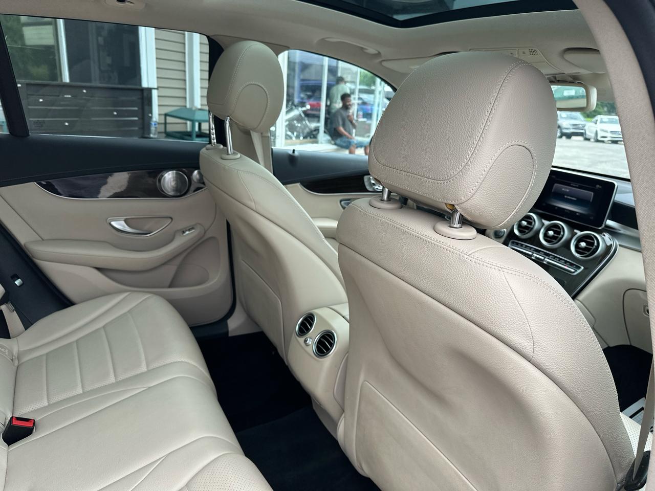 Mercedes-Benz GLC 4MATIC 4dr GLC 300 2016