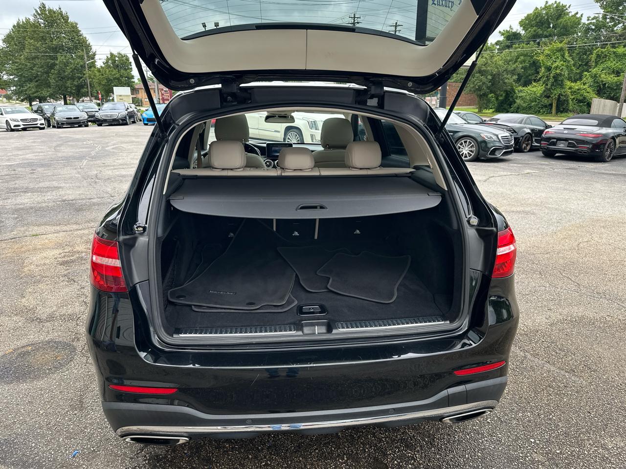 Mercedes-Benz GLC 4MATIC 4dr GLC 300 2016