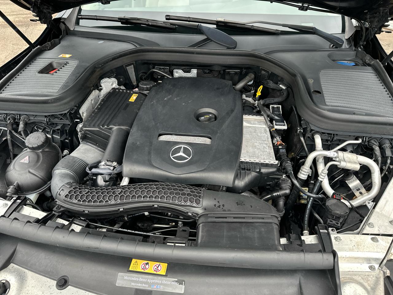 Mercedes-Benz GLC 4MATIC 4dr GLC 300 2016