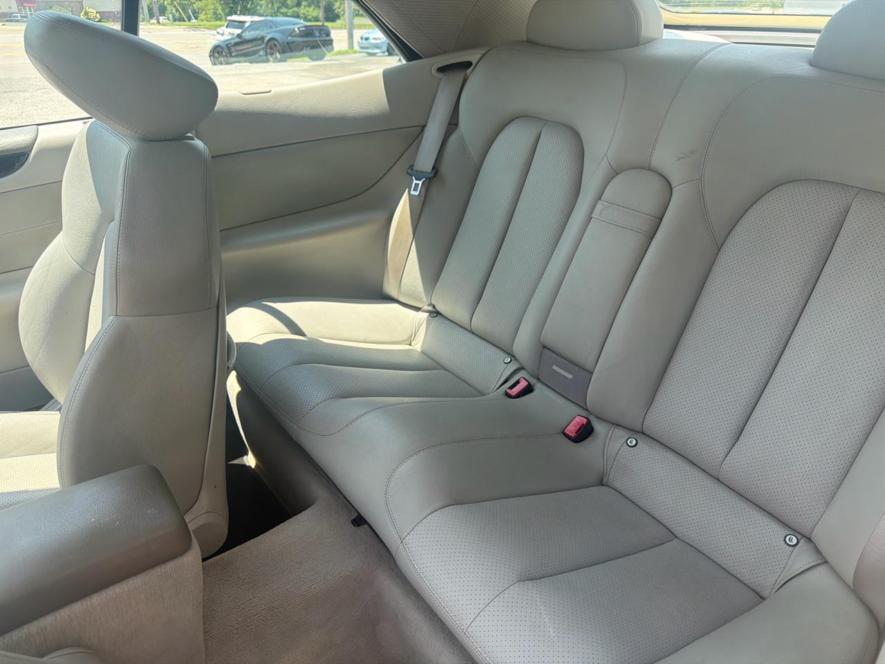 Mercedes-Benz CLK-Class 2dr Cabriolet 4.3L 2003