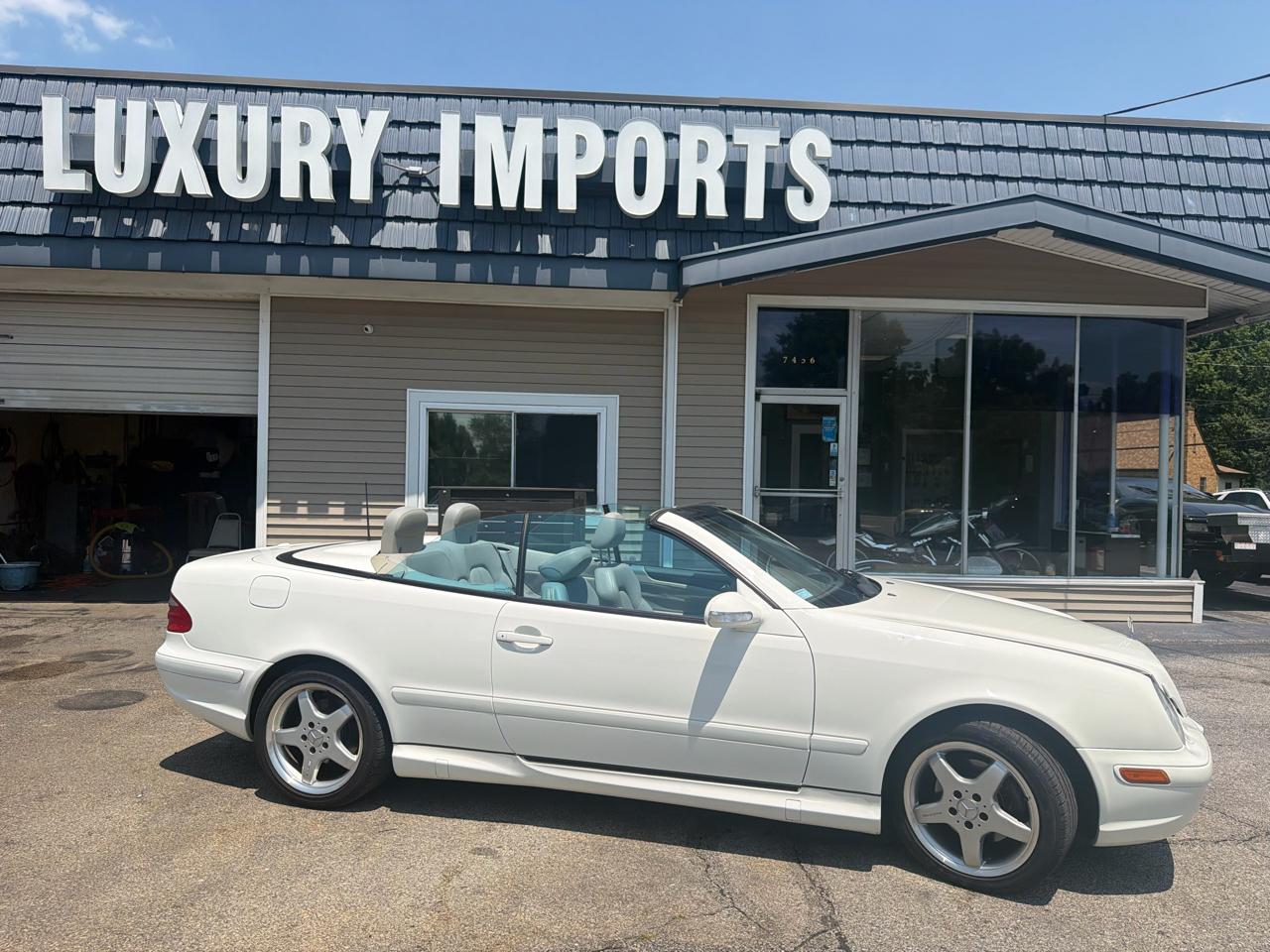 Mercedes-Benz CLK-Class 2dr Cabriolet 4.3L 2003