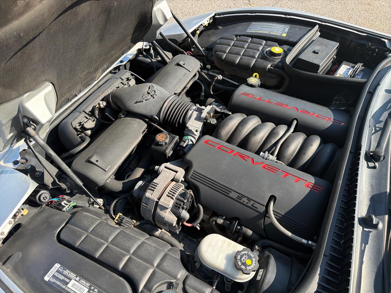 Chevrolet Corvette 2dr Convertible 2001
