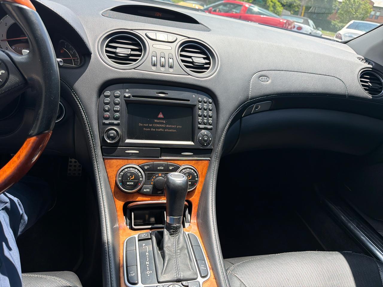 Mercedes-Benz SL-Class 2dr Roadster 5.5L V8 2009