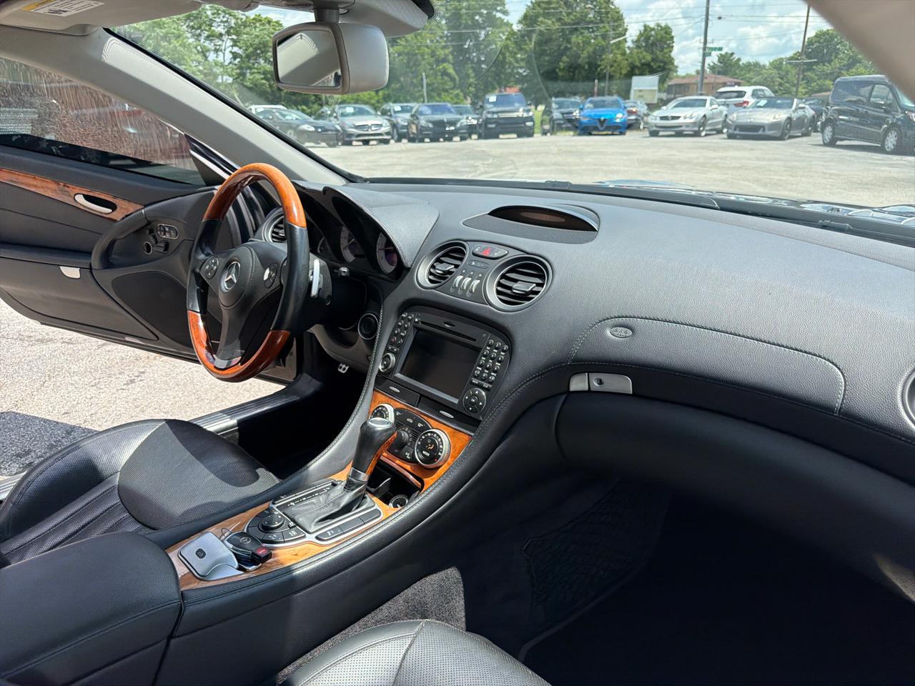 Mercedes-Benz SL-Class 2dr Roadster 5.5L V8 2009