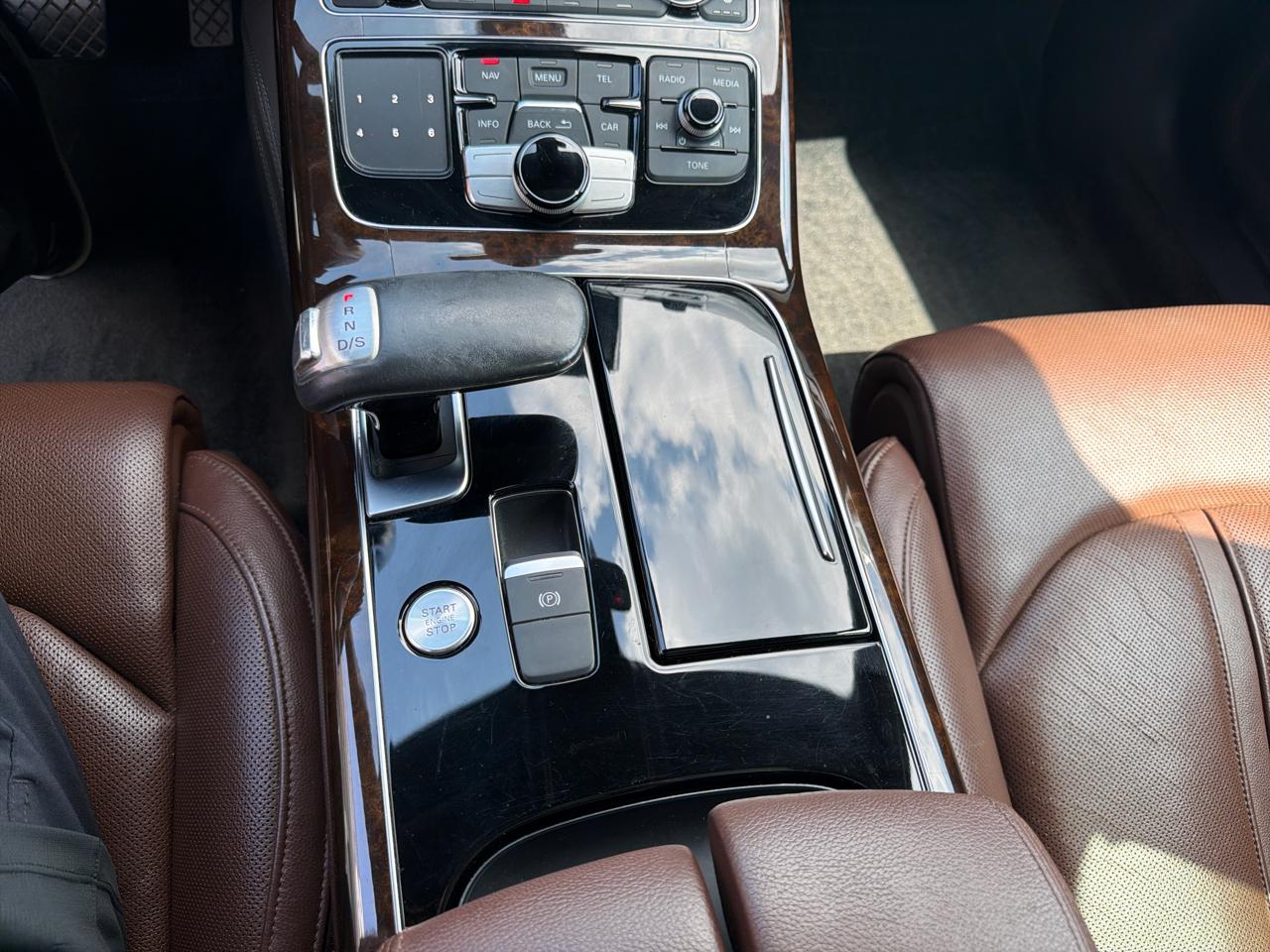 Audi A8 L 4dr Sdn 4.0T 2015