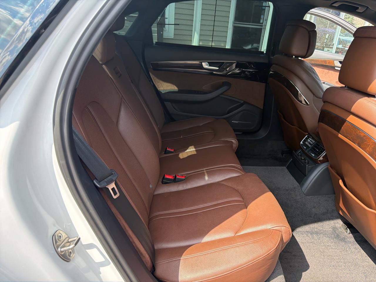 Audi A8 L 4dr Sdn 4.0T 2015