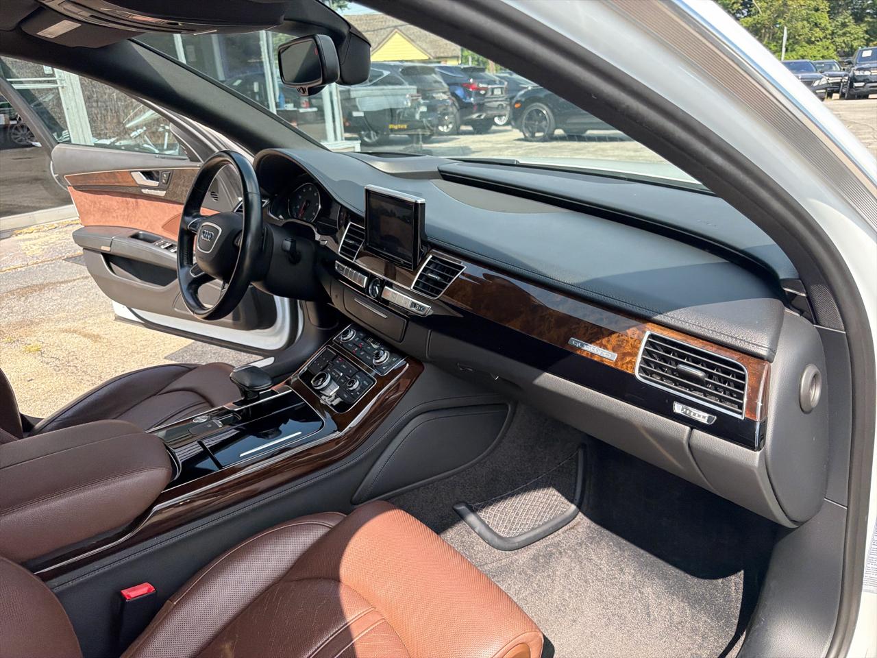 Audi A8 L 4dr Sdn 4.0T 2015