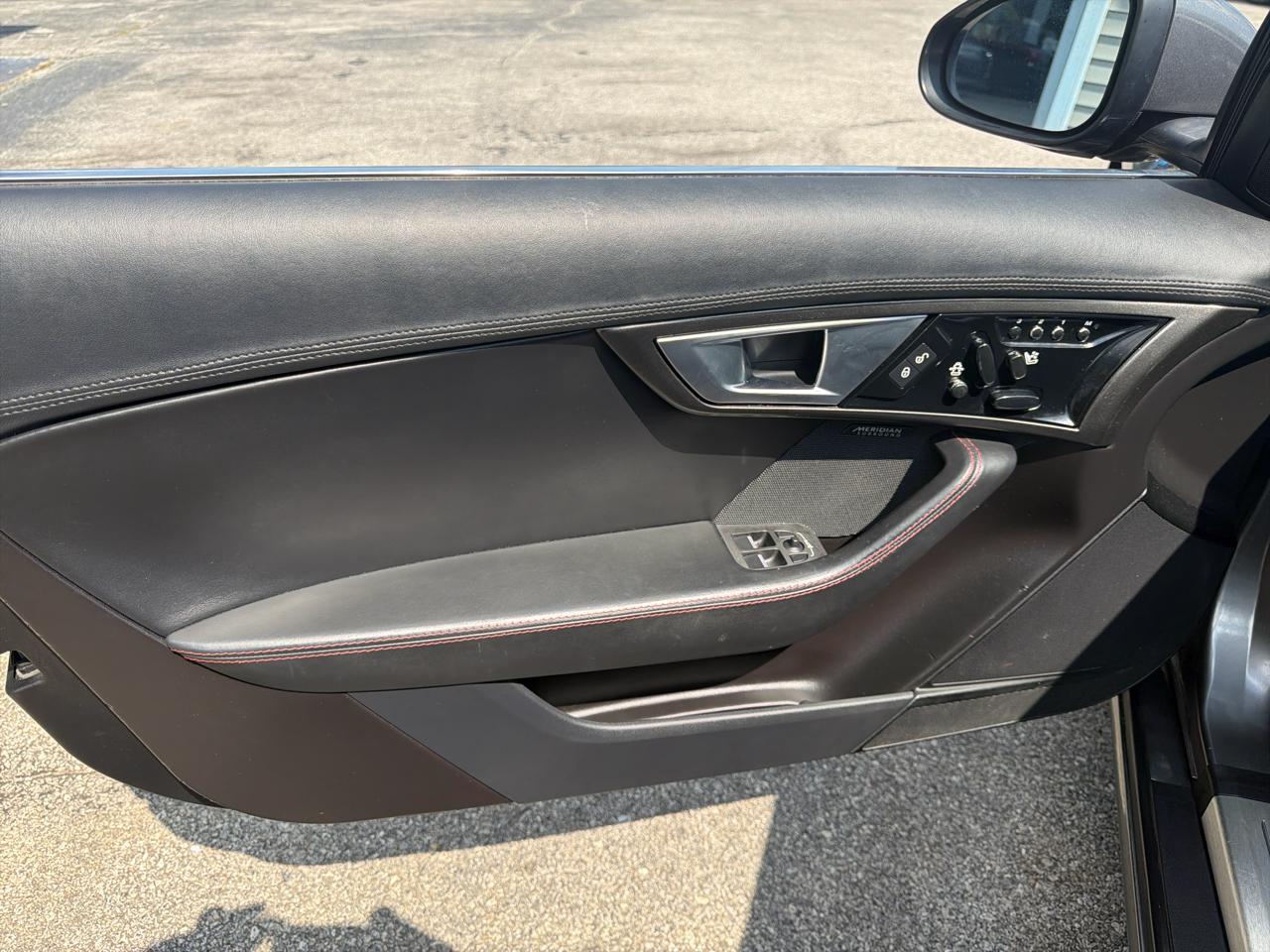 Jaguar F-Type 2dr Cpe V6 2016