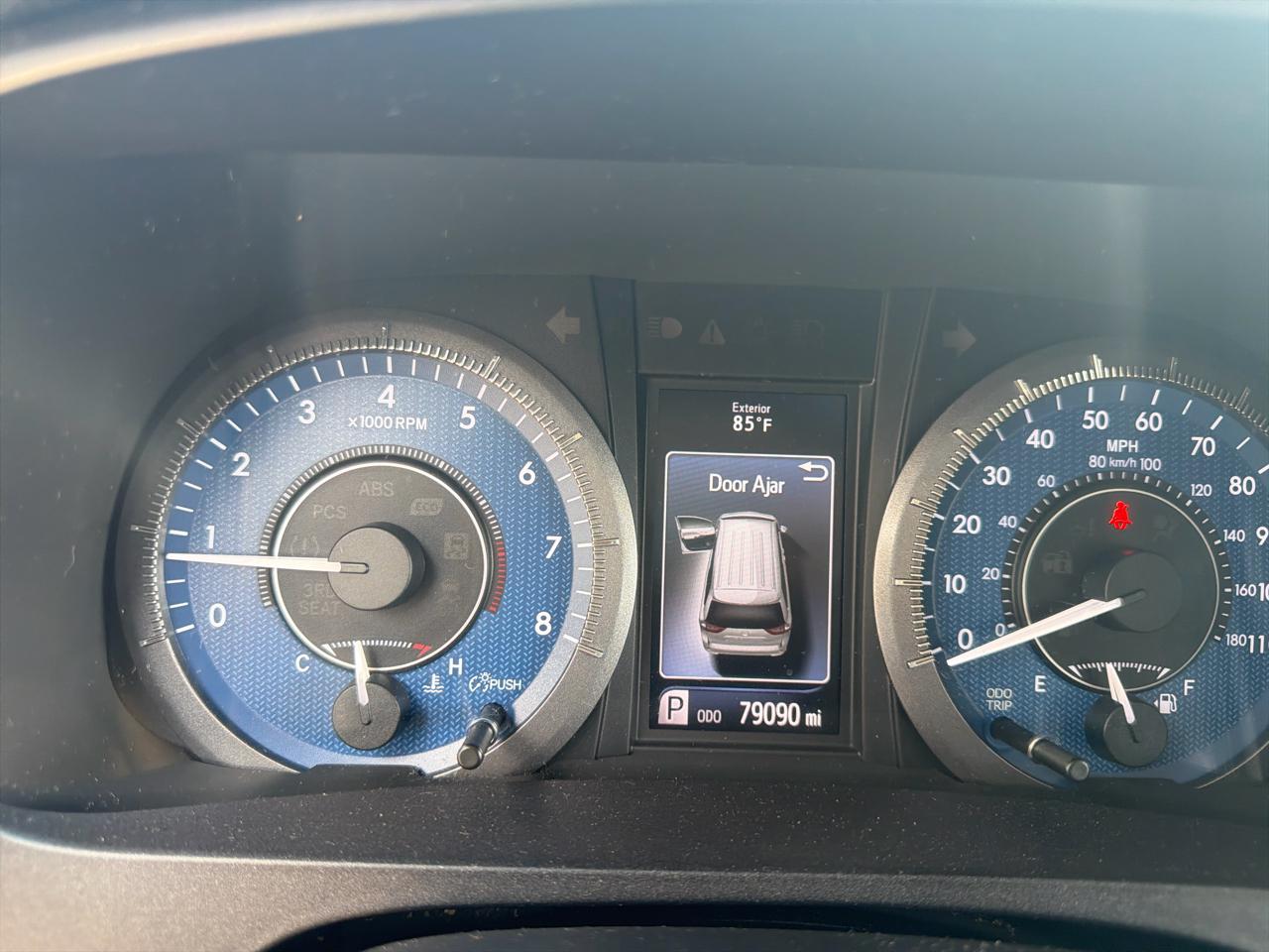Toyota Sienna Limited Premium AWD 7-Passenger (Natl) 2017