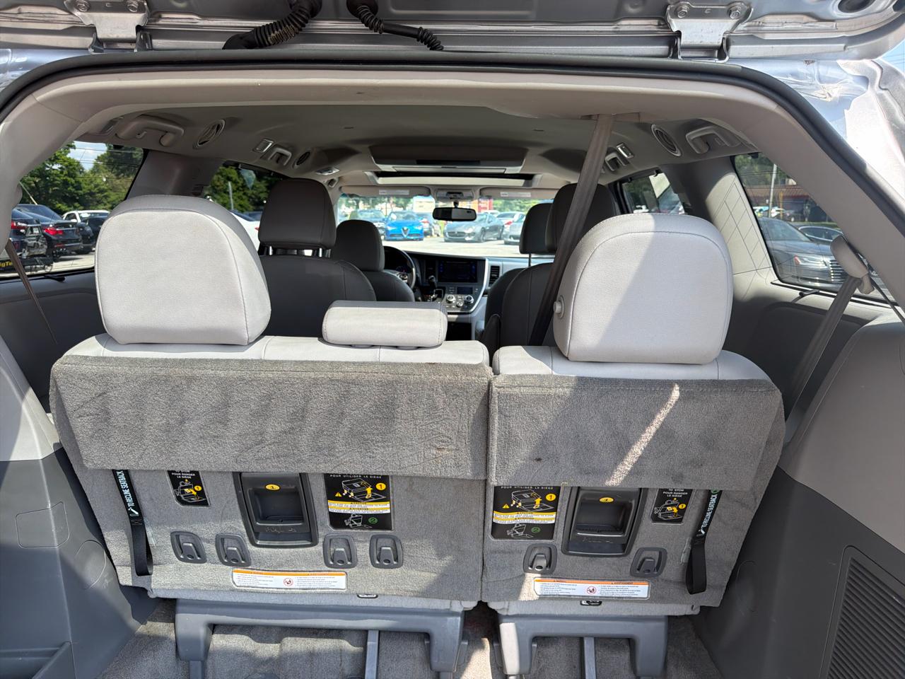 Toyota Sienna Limited Premium AWD 7-Passenger (Natl) 2017