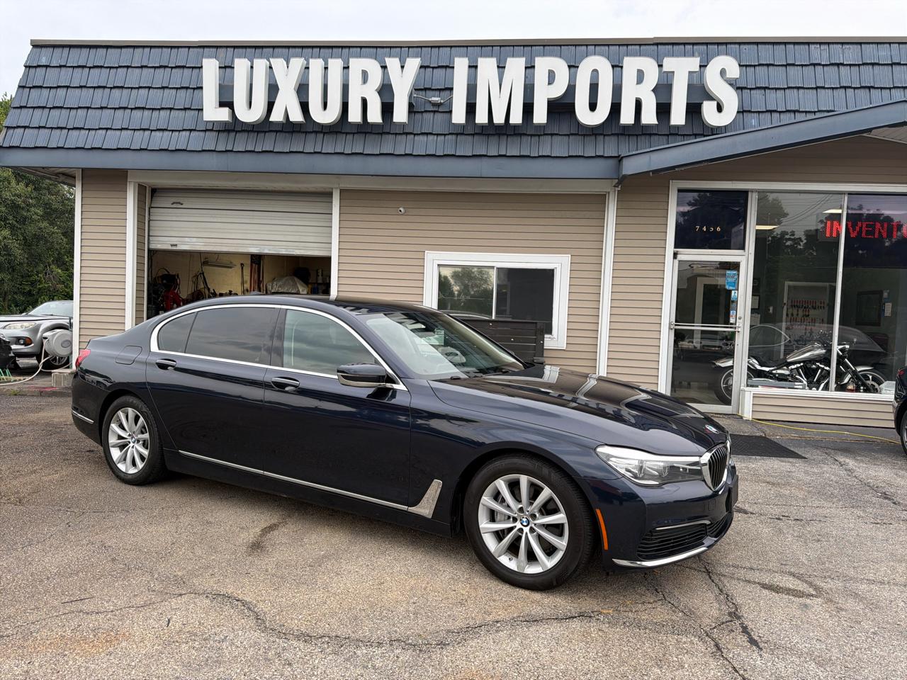BMW 7 Series 740i xDrive Sedan 2019