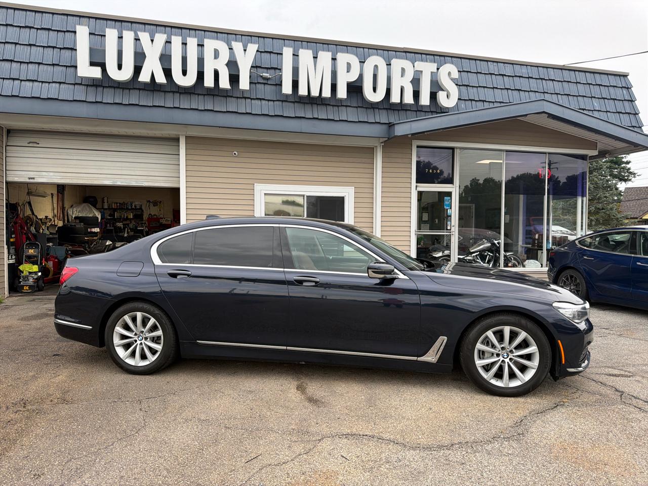 BMW 7 Series 740i xDrive Sedan 2019