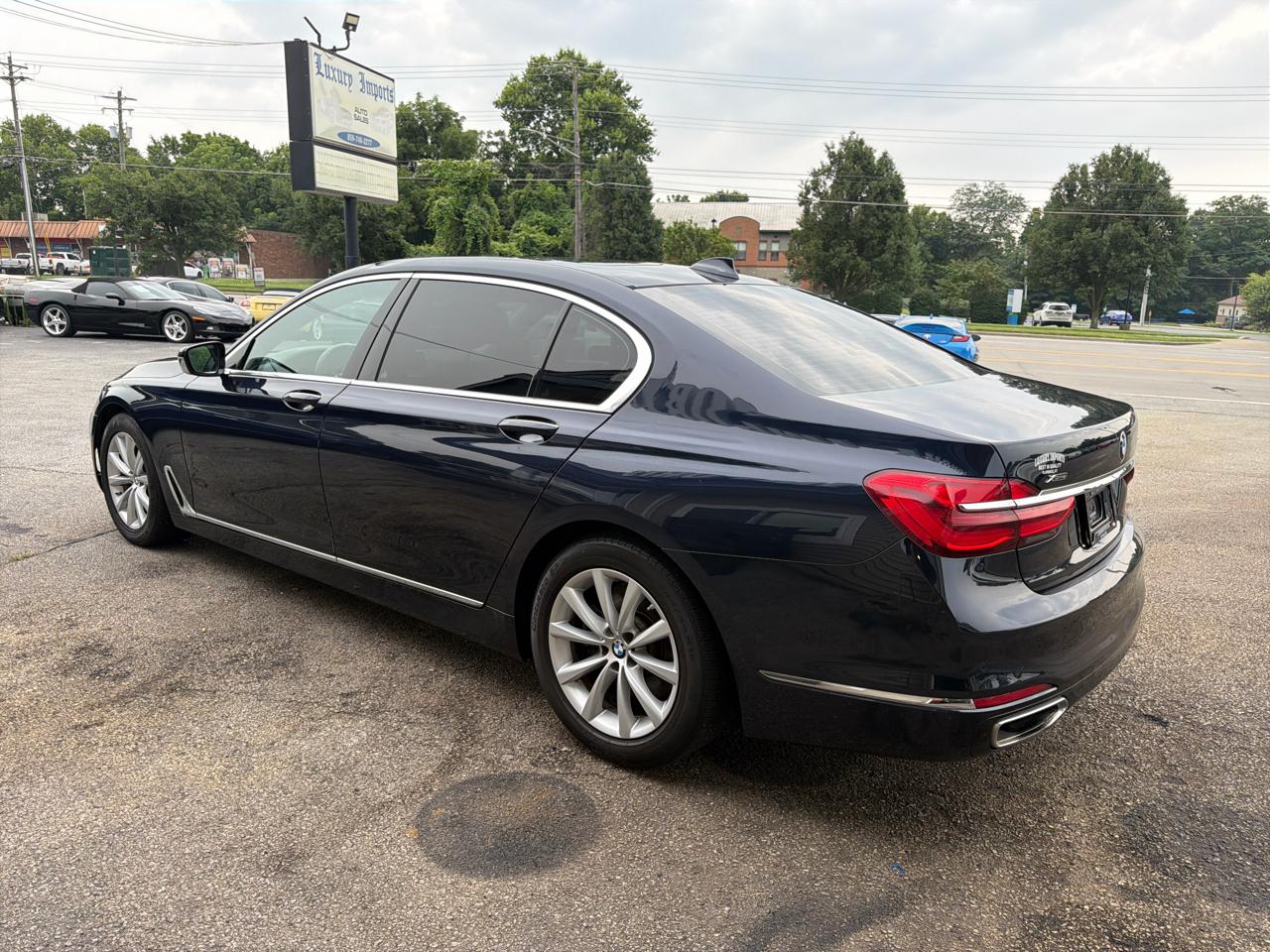 BMW 7 Series 740i xDrive Sedan 2019