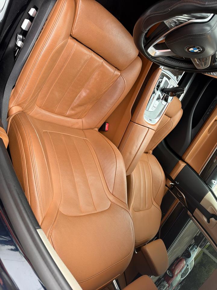 BMW 7 Series 740i xDrive Sedan 2019