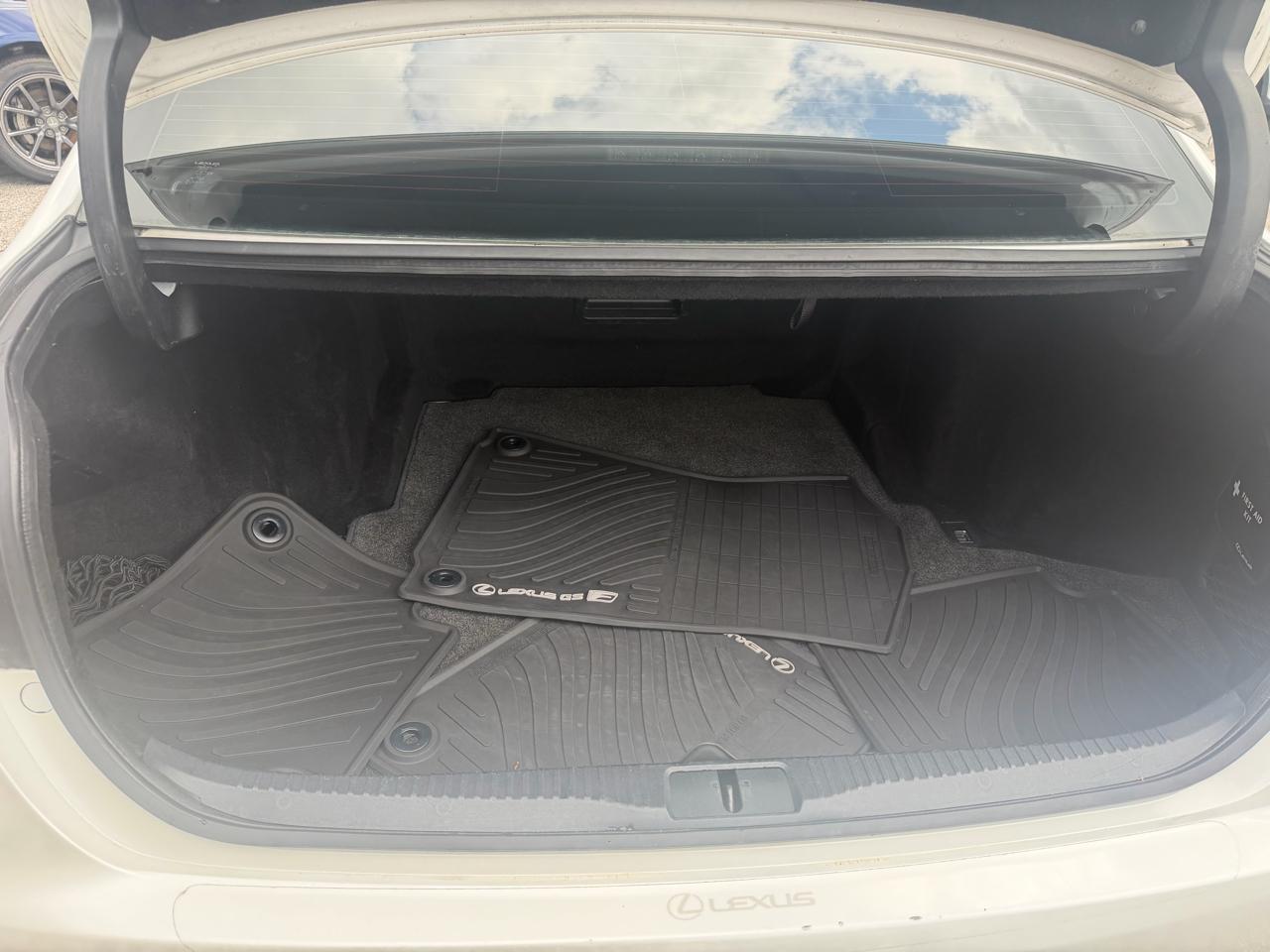 Lexus GS 350 4dr Sdn RWD 2013