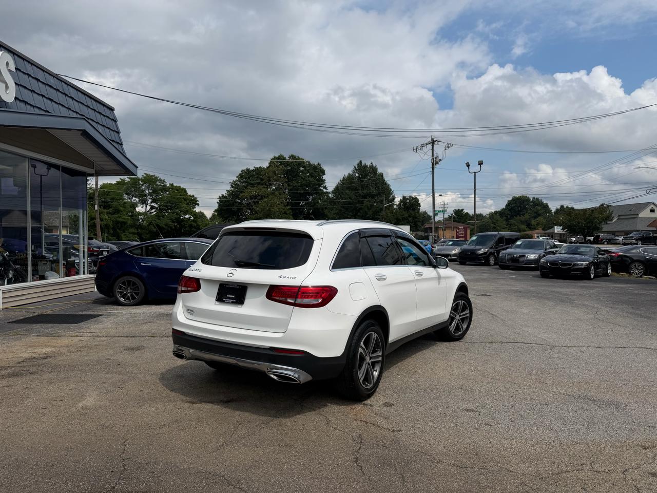 Mercedes-Benz GLC 4MATIC 4dr GLC 300 2016