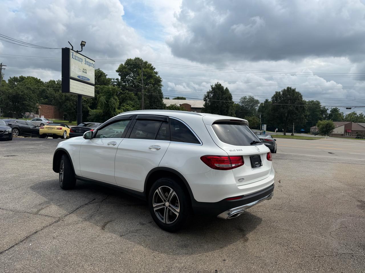 Mercedes-Benz GLC 4MATIC 4dr GLC 300 2016