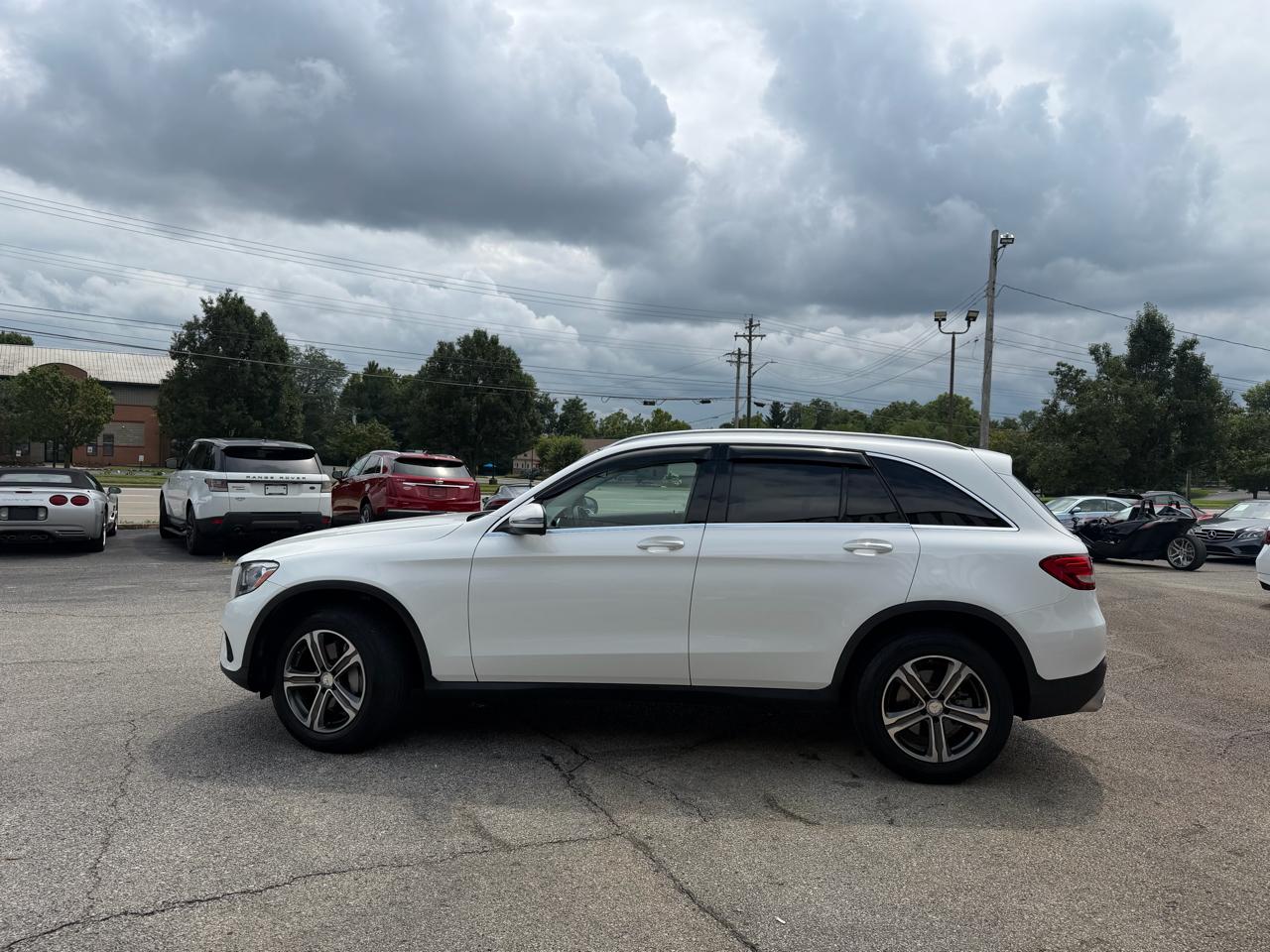 Mercedes-Benz GLC 4MATIC 4dr GLC 300 2016