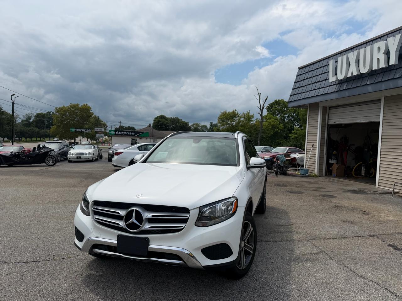 Mercedes-Benz GLC 4MATIC 4dr GLC 300 2016