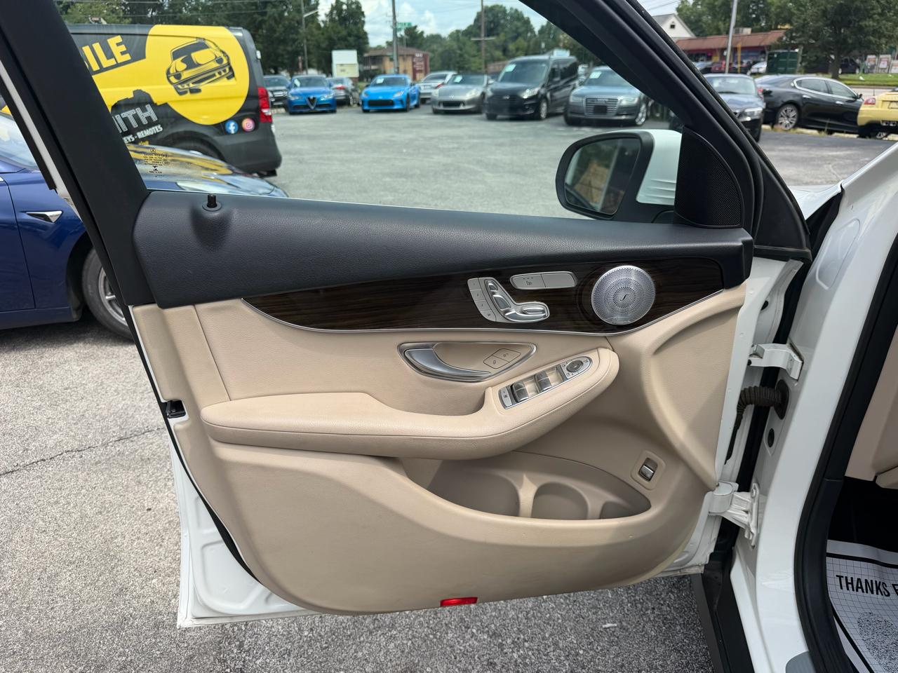 Mercedes-Benz GLC 4MATIC 4dr GLC 300 2016
